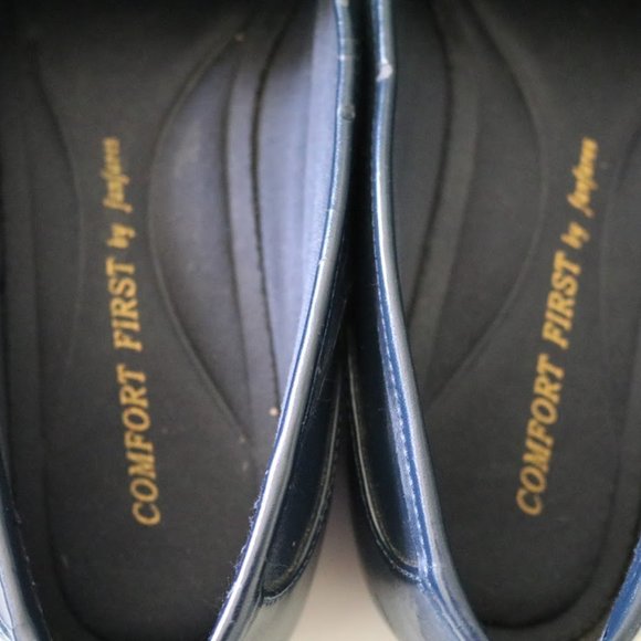 3/$10 Comfort First LOLA Navy Driving Flats - 6.5 - Picture 10 of 15